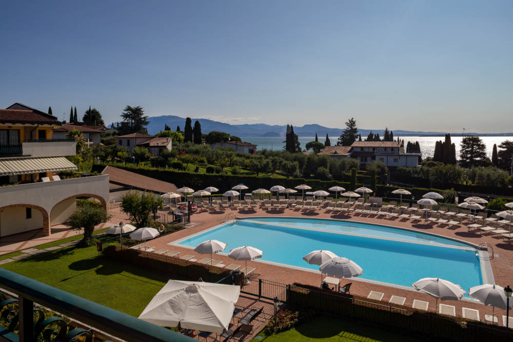 Hotel Lago di Garda con piscina